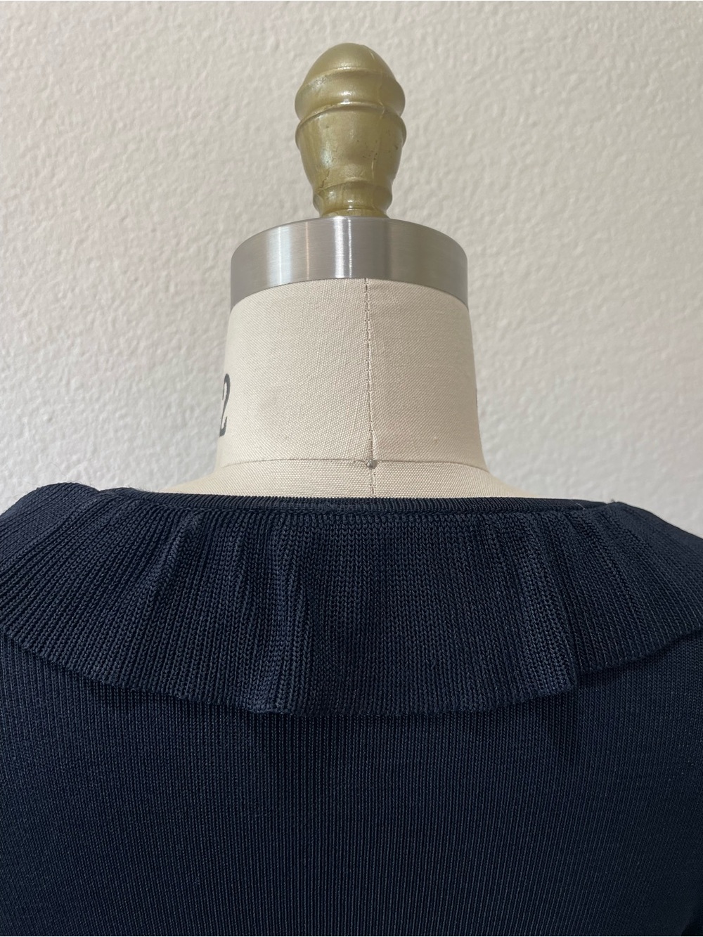 Source Unknown Black Ruffle Front Cardigan - Picture 4 of 4